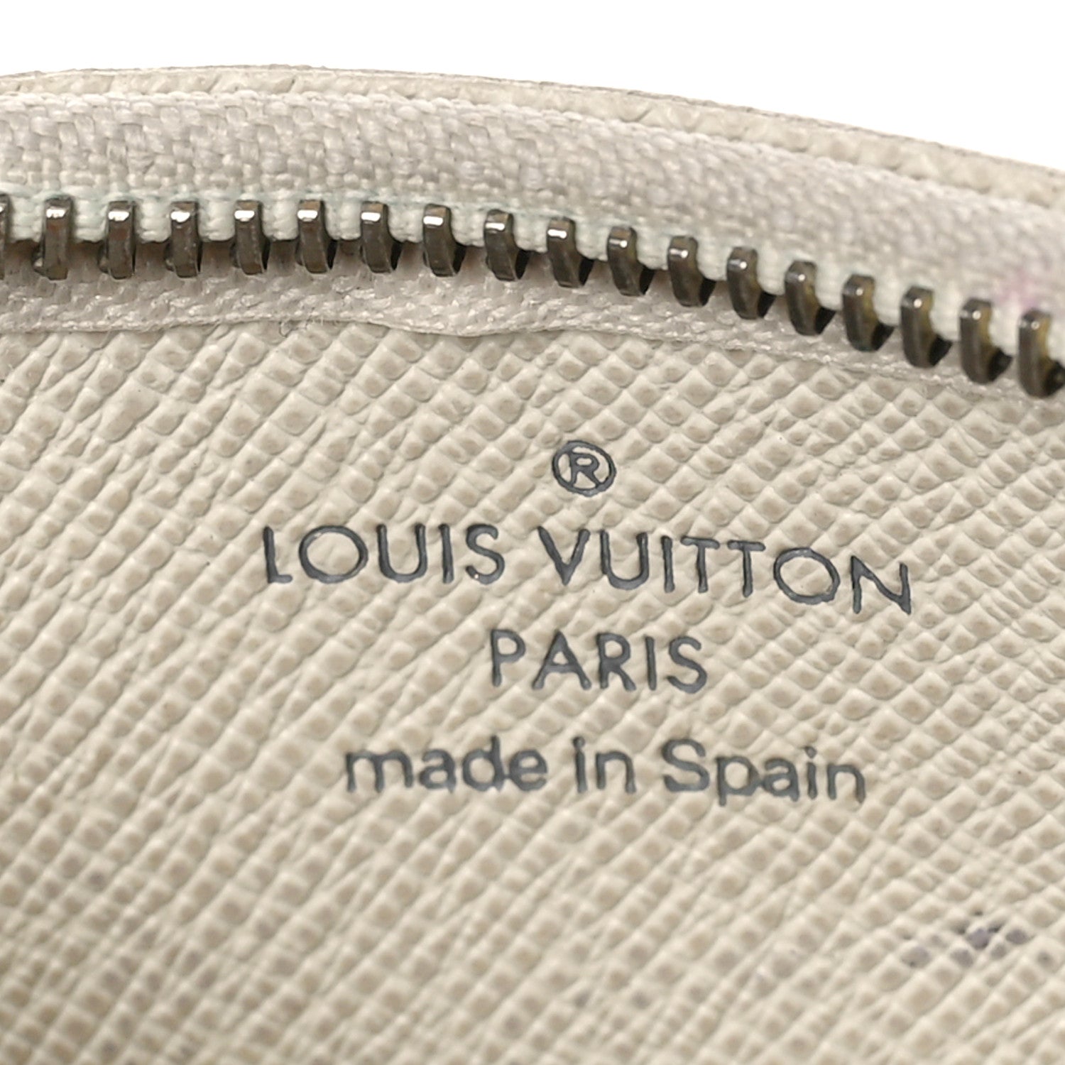 Louis Vuitton Damier Azur Key Pouch 6 of 10