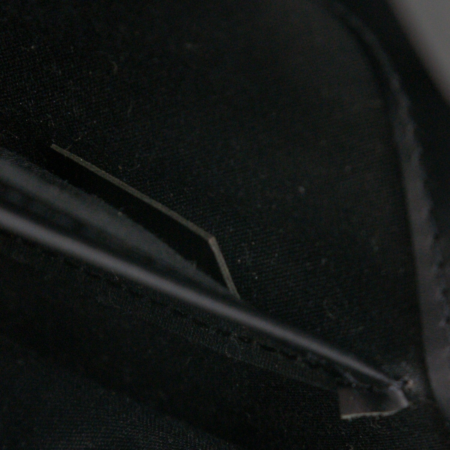 Louis Vuitton Epi Honfleur Black 7 of 7
