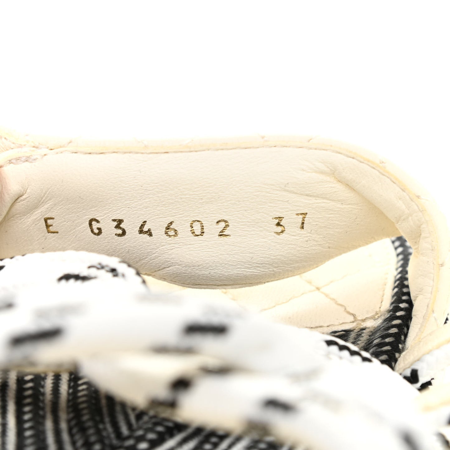 Cord Lambskin Quilted Logo Sandals 37 White Black