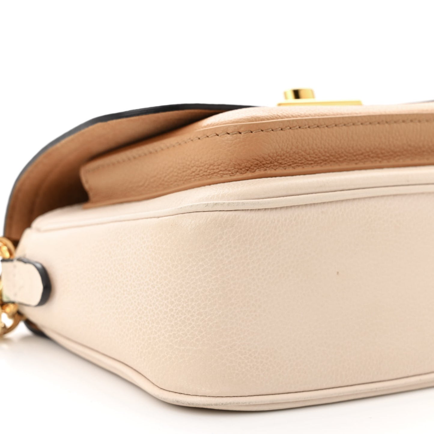 Grained Calfskin Lockme Tender Quartz