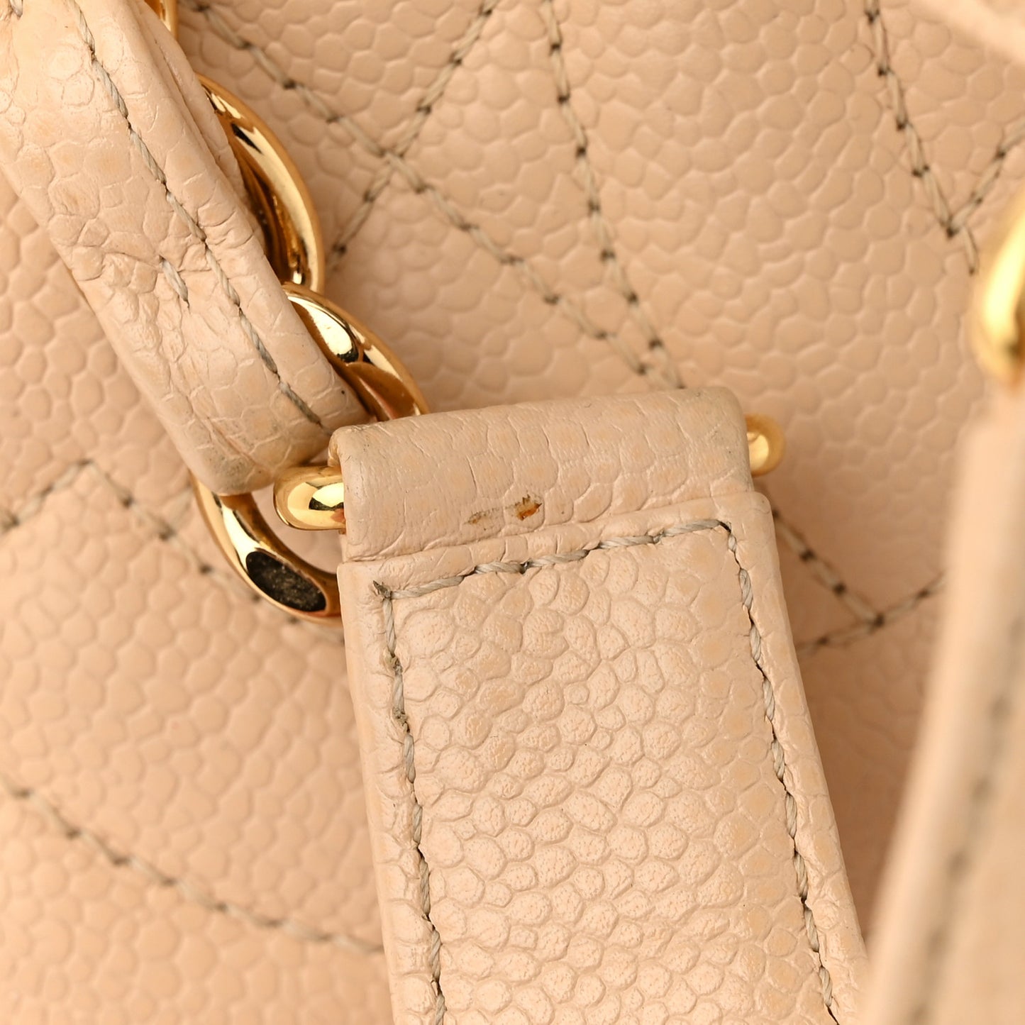 Caviar Quilted Grand Shopping Tote GST Beige Clair