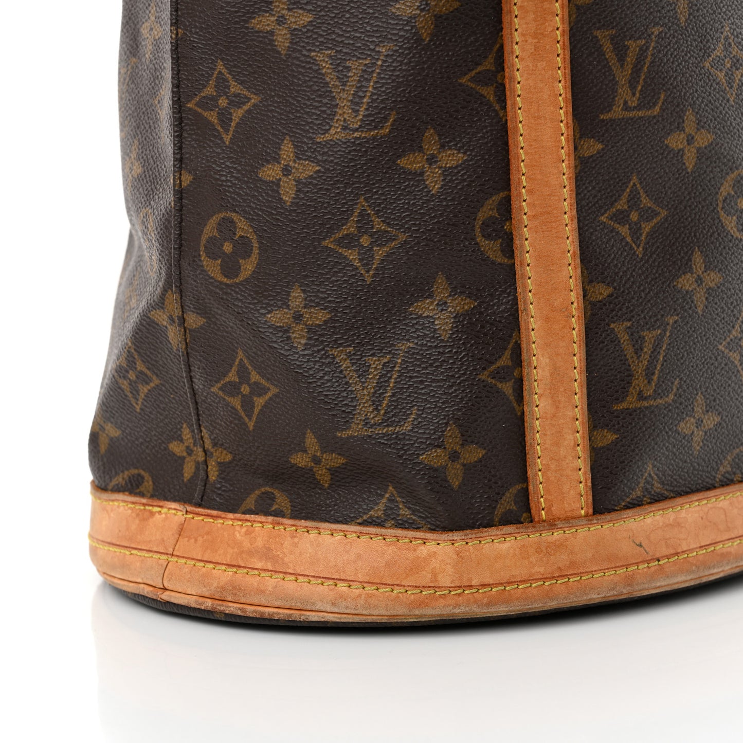 Monogram Bucket 27