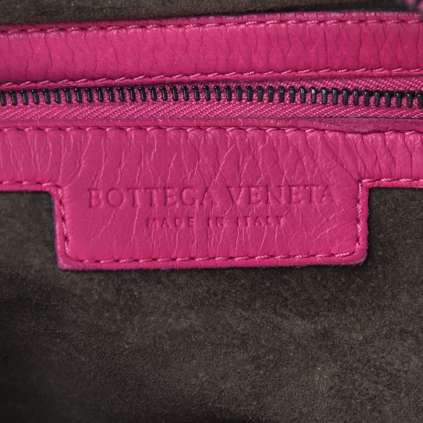 Nappa Intrecciato Maxi Veneta Hobo Fuchsia