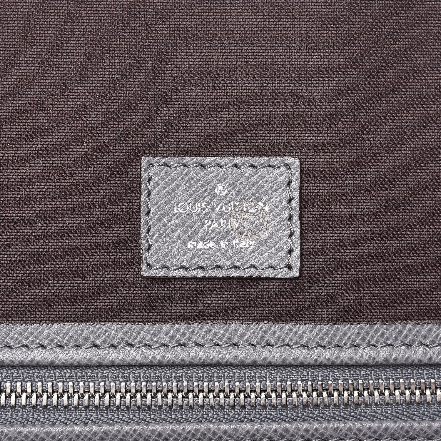 Louis Vuitton Taiga Mitka Suitcase Glacier 6 of 8