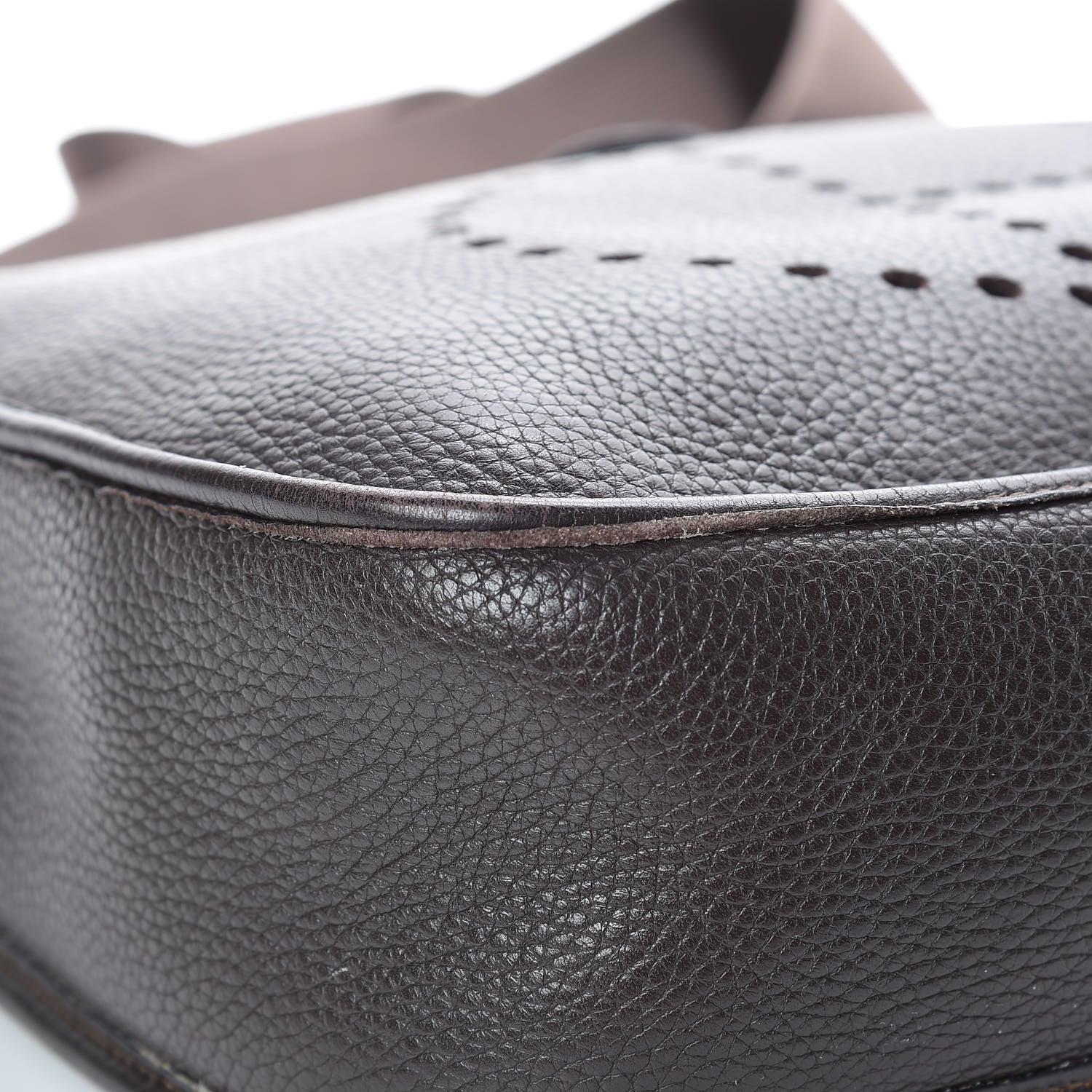 Hermes Taurillon Clemence Evelyne II GM Chocolate 21 of 23