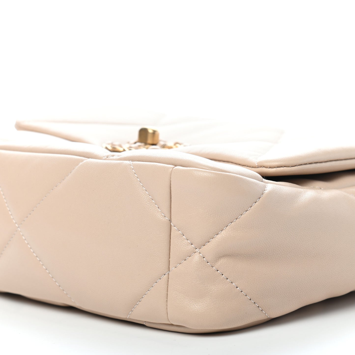 Lambskin Quilted Medium Chanel 19 Flap Beige