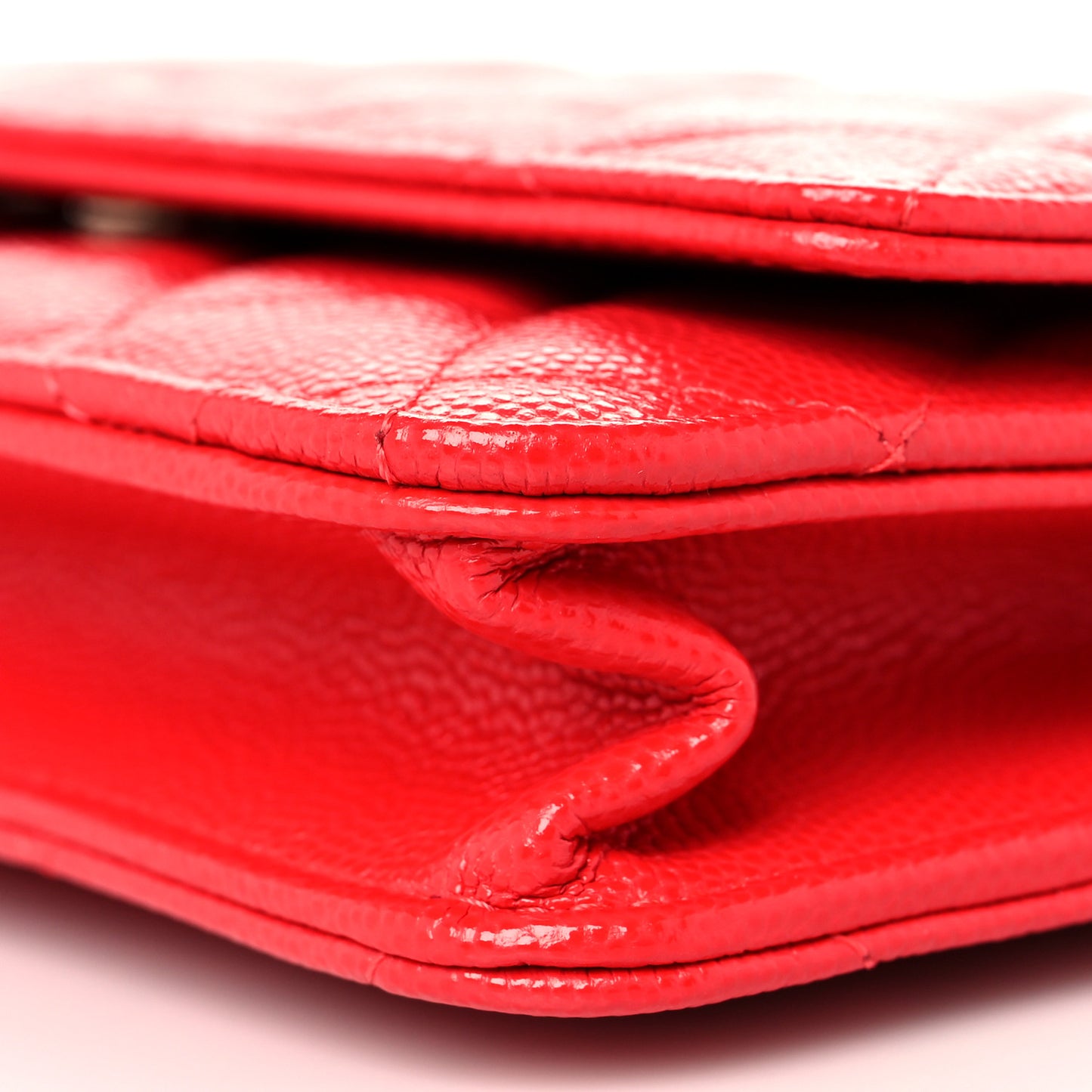 Caviar Quilted Wallet On Chain WOC Red