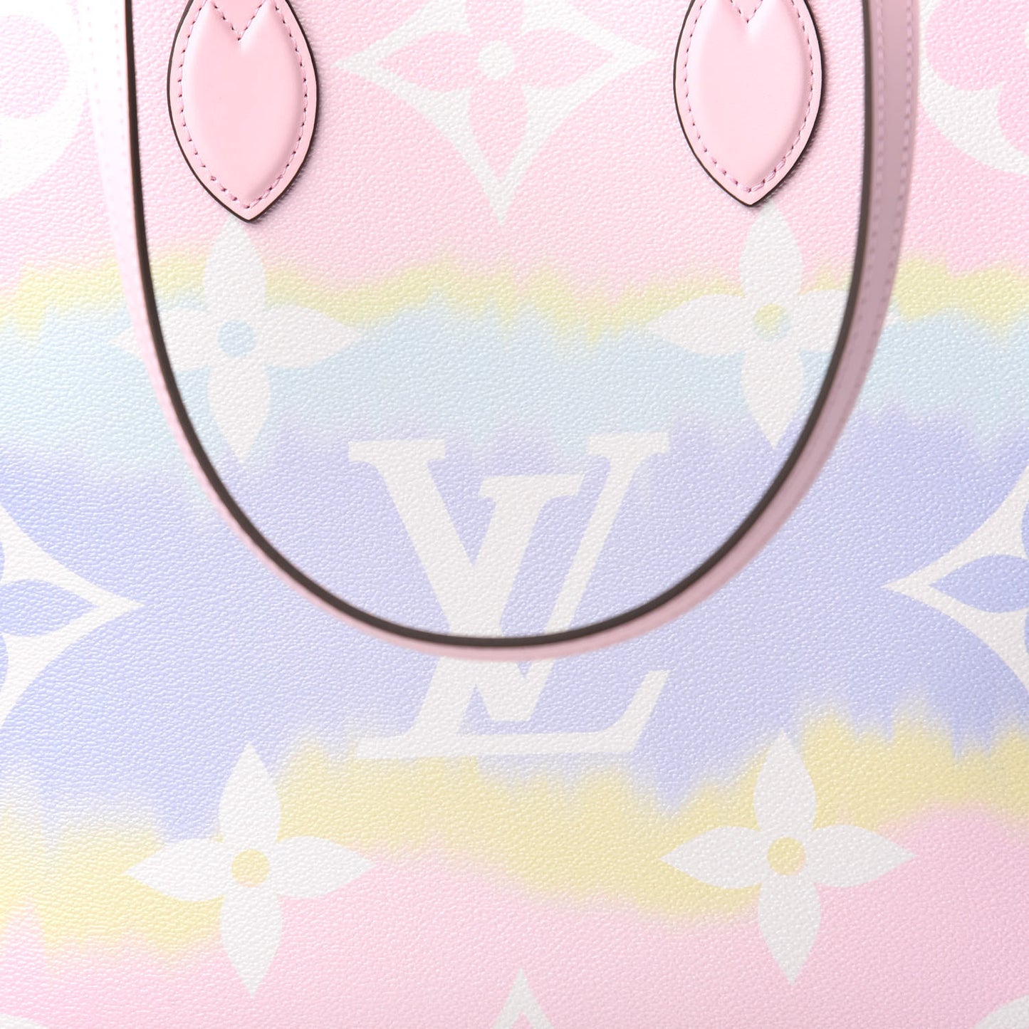 Monogram Escale Onthego GM Pastel