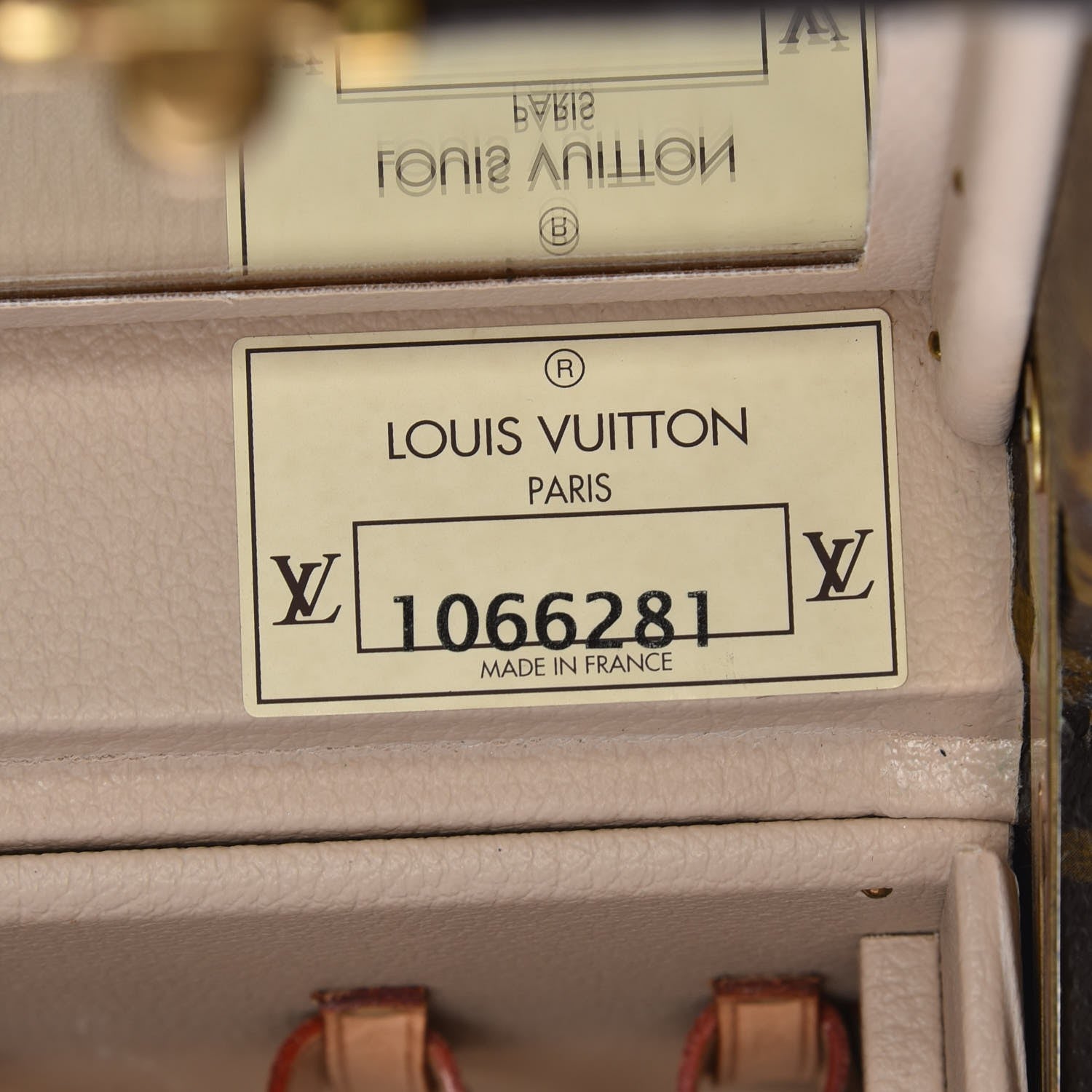 Louis Vuitton Monogram Boite Bouteilles et Glace Beauty Train Case 11 of 11
