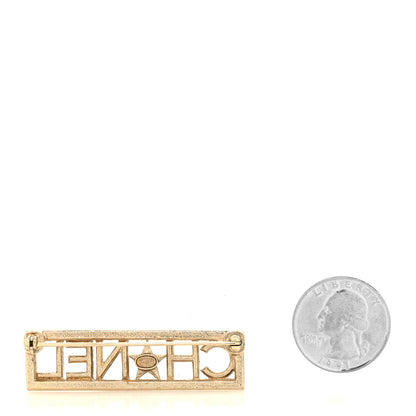 Chanel Baguette Crystal Star Logo Brooch Gold 2 of 4