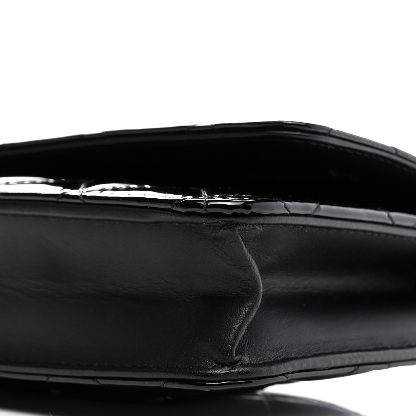 Patent Quilted Wallet On Chain WOC Black