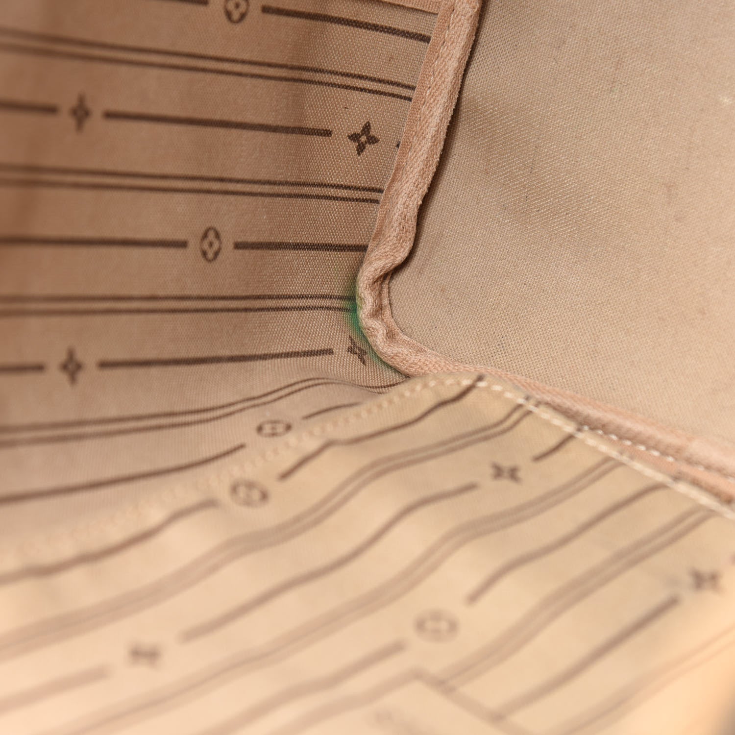 Louis Vuitton Monogram Neverfull GM 14 of 20