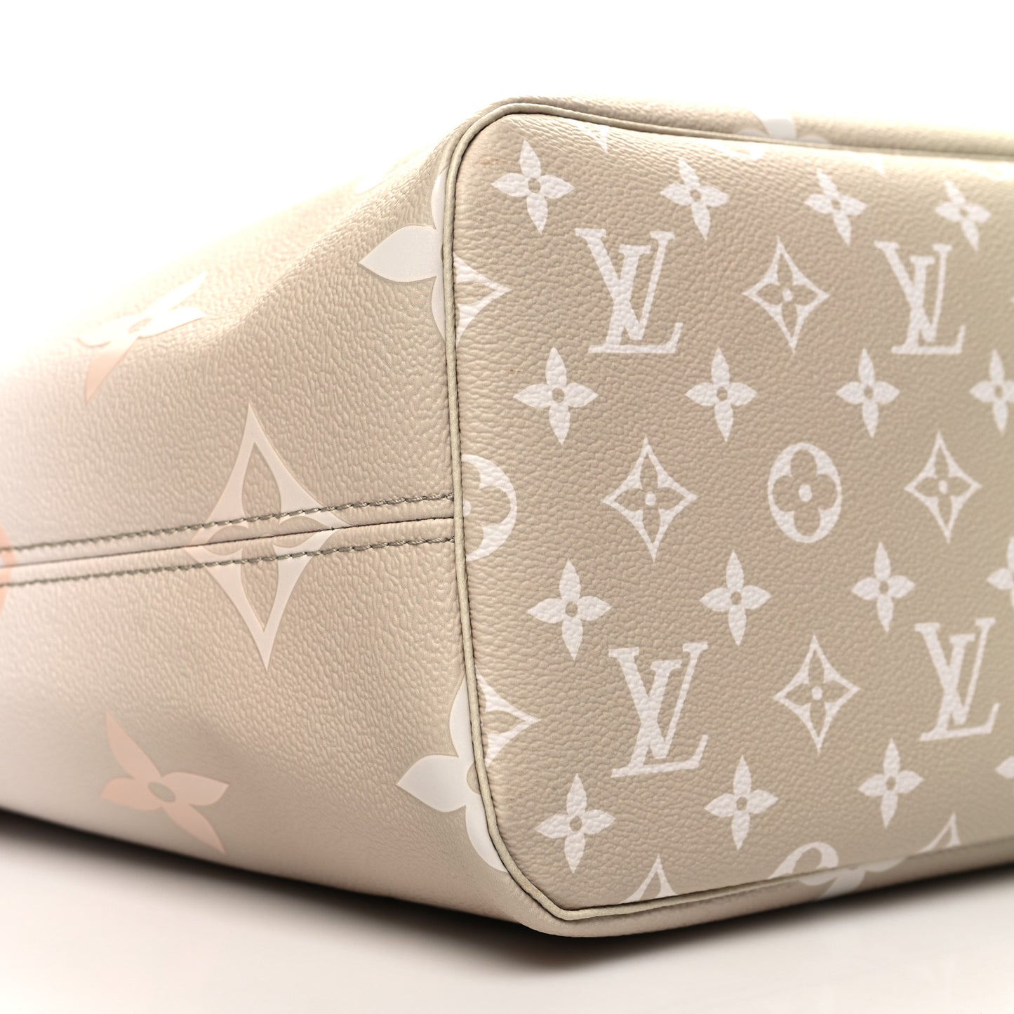 Monogram Giant Spring In The City Neverfull MM Sunset Kaki