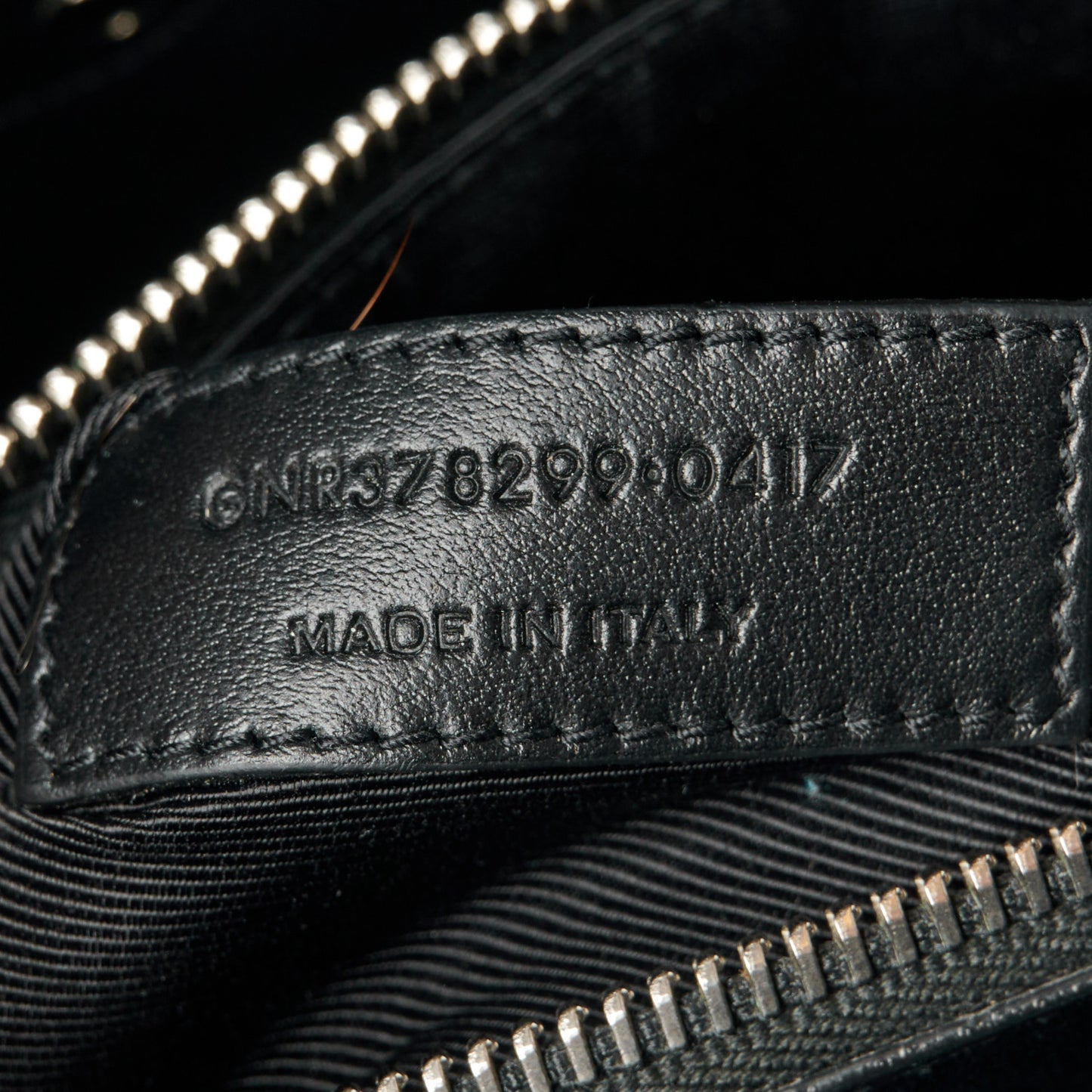 Grained Calfskin Topstitch Small Sac De Jour Black Porcelain