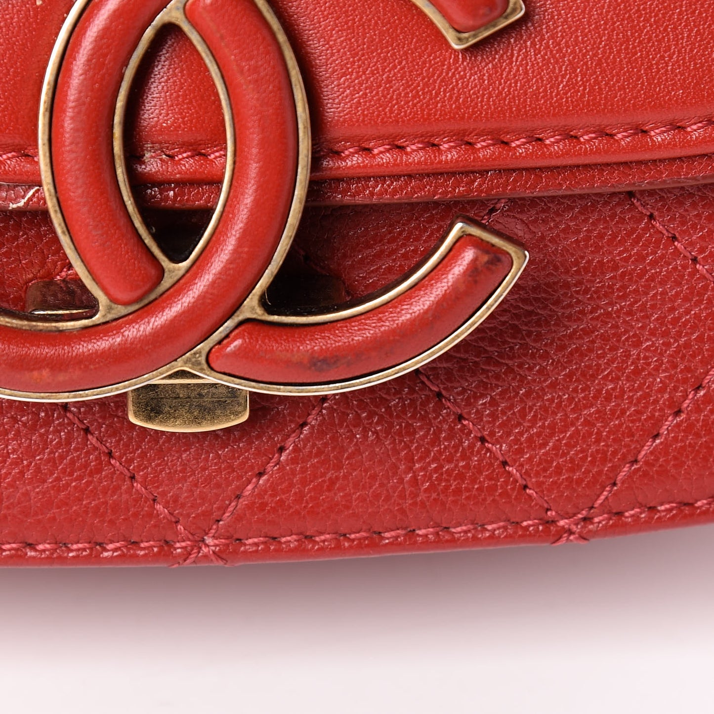 Shiny Calfskin Goatskin Quilted Small Coco Curve Messenger Flap Red