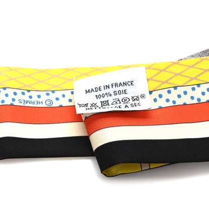 Hermes Silk Twilly Grand Theatre Nouveau Jaume Vif Vert Rouge 3 of 3