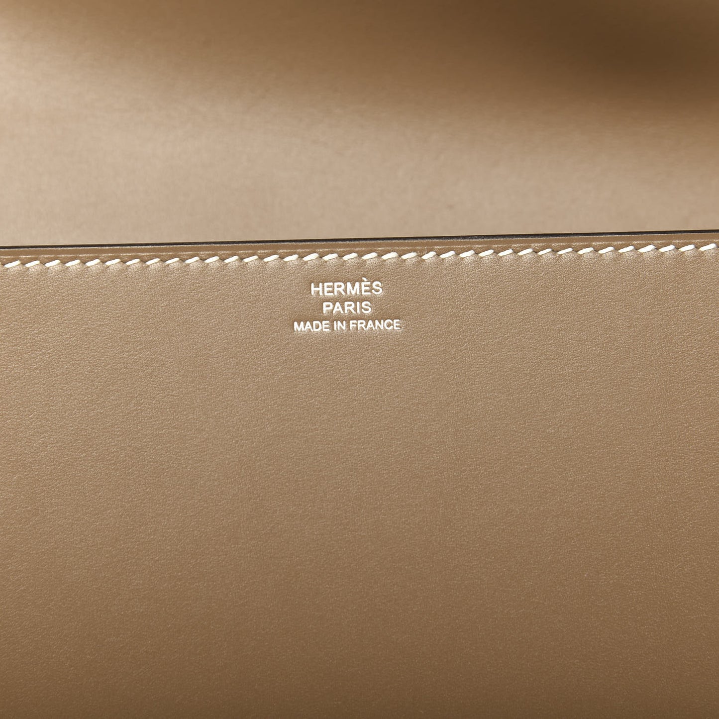 Tadelakt Medor 23 Clutch Etoupe