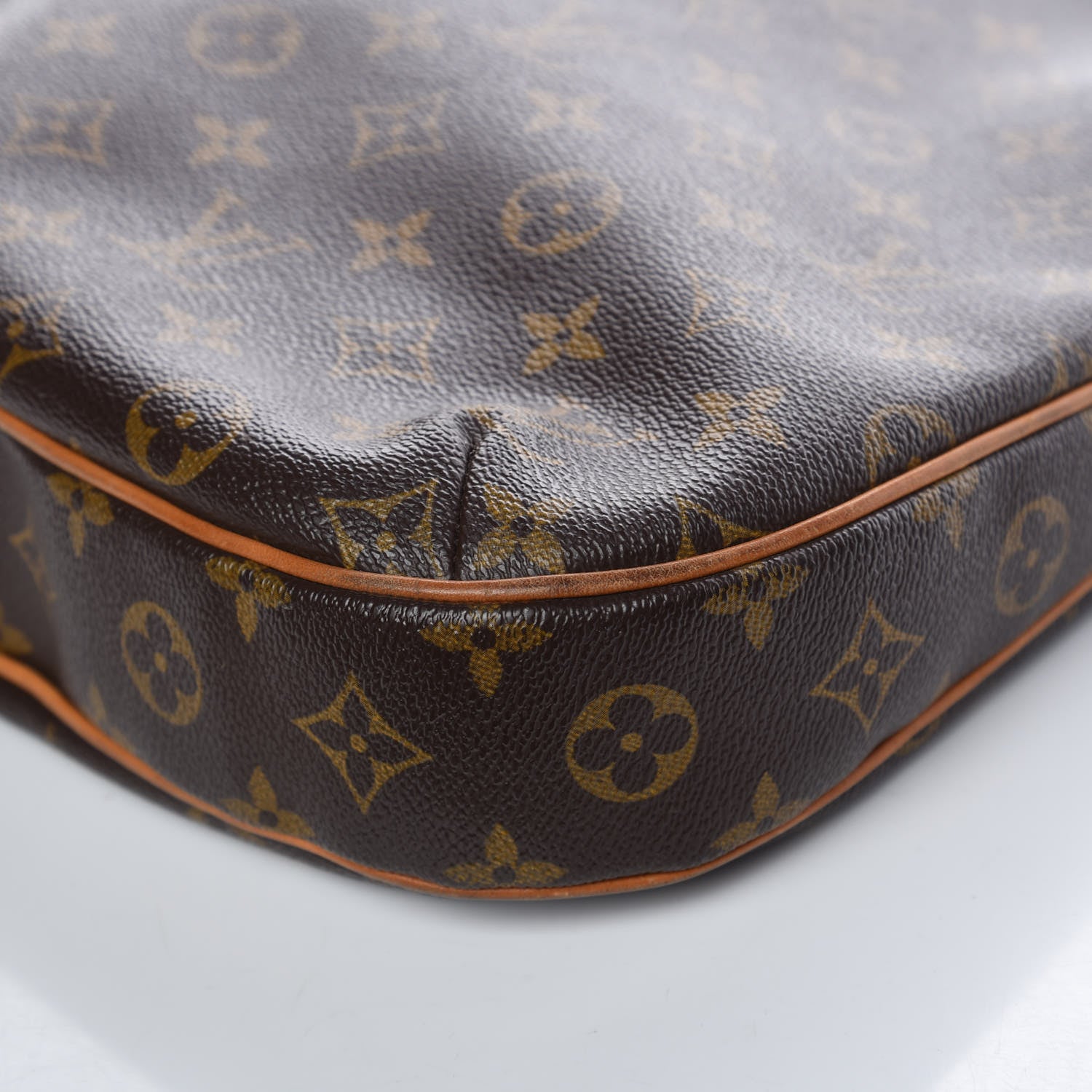 Louis Vuitton Monogram Odeon MM 11 of 13