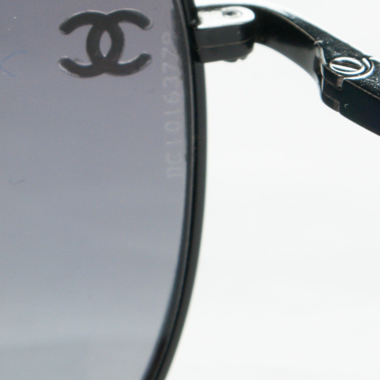 Aviator Sunglasses 4189-T-Q Black