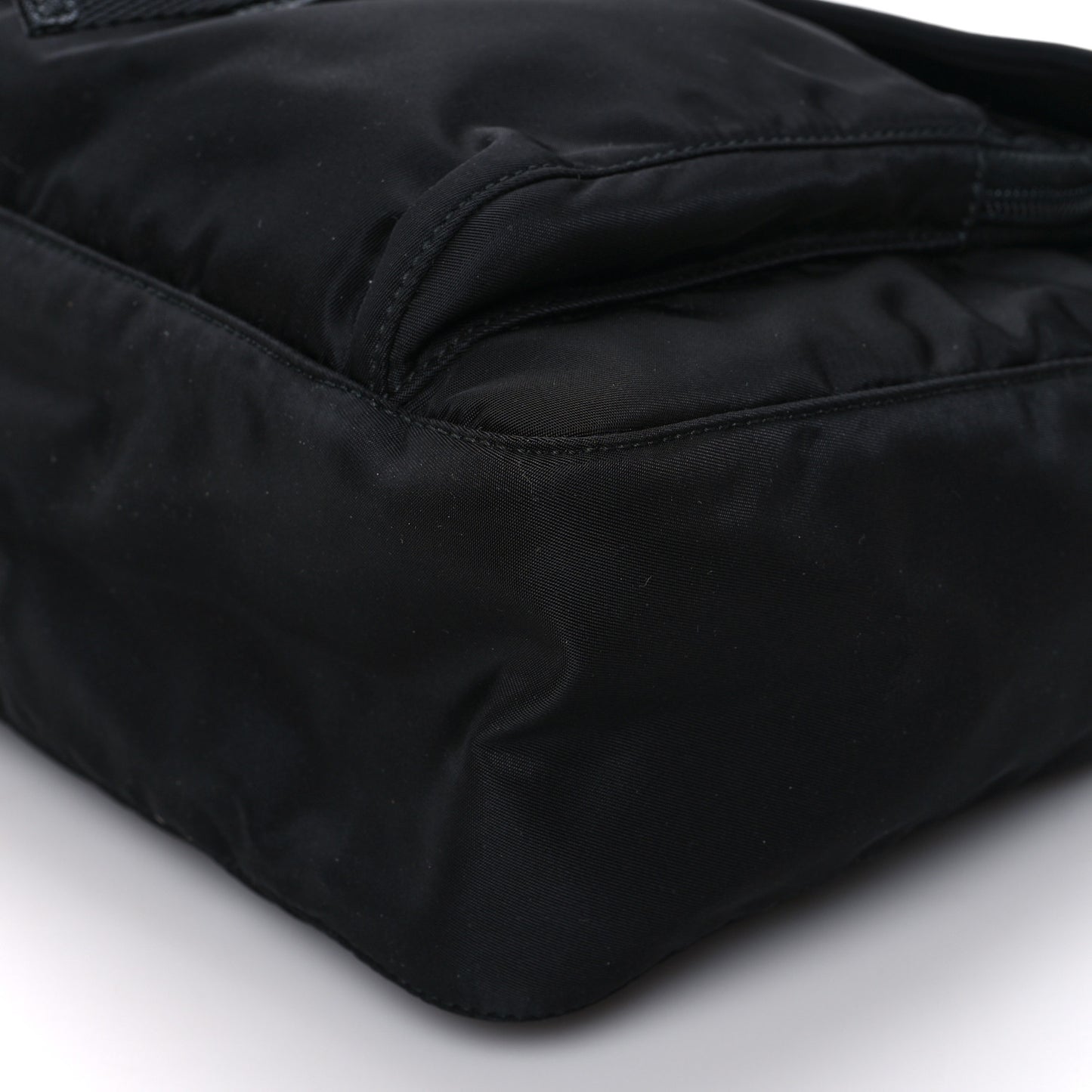 Tessuto Nylon Saffiano Small Vela Messenger Black