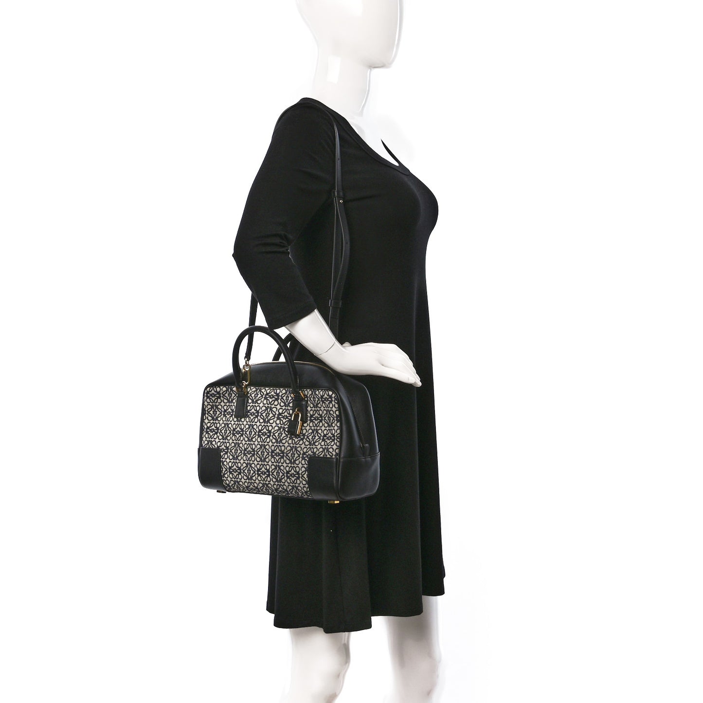 Jacquard Anagram Calfskin Amazona 28 Black Navy