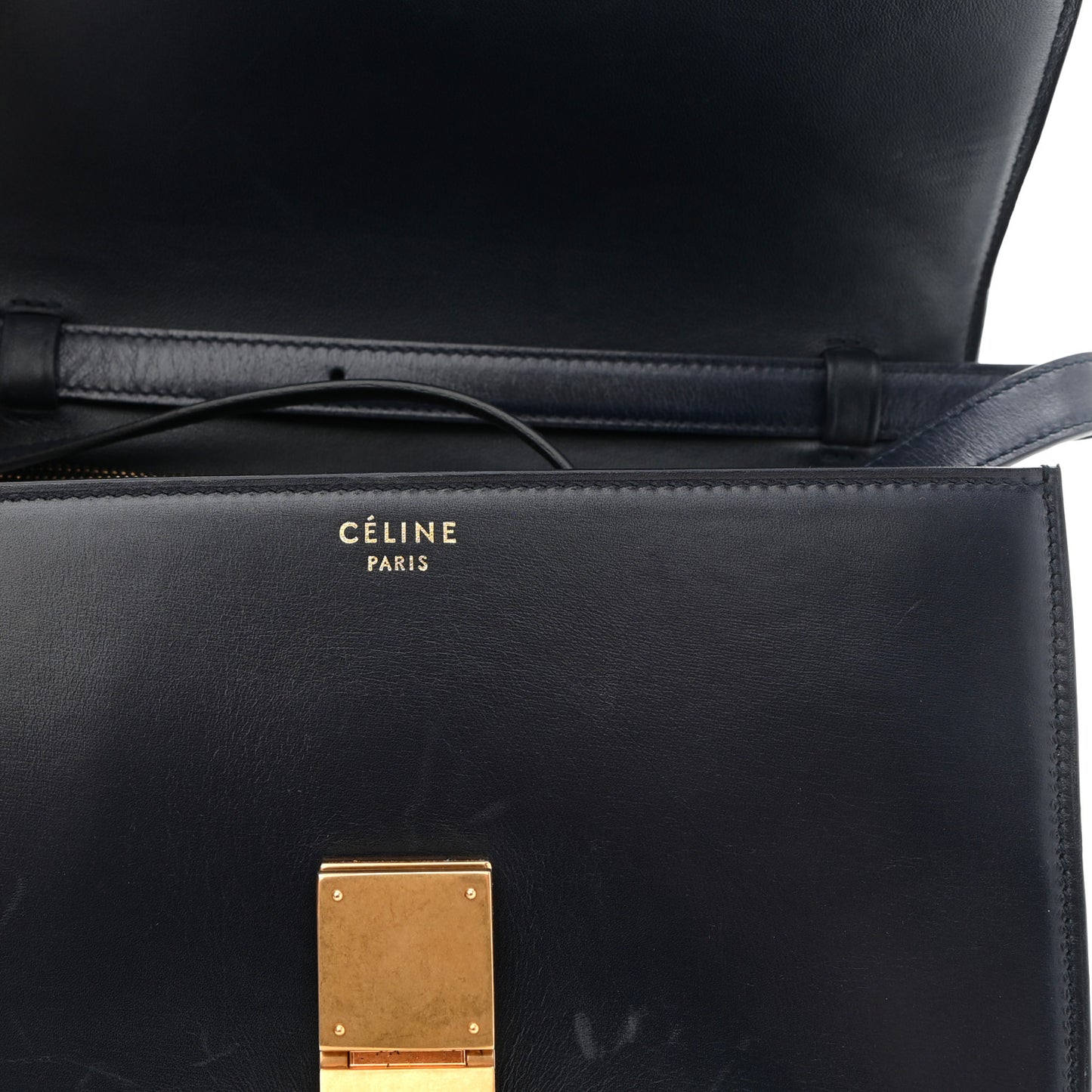 Box Calfskin Medium Classic Box Flap Bag Navy