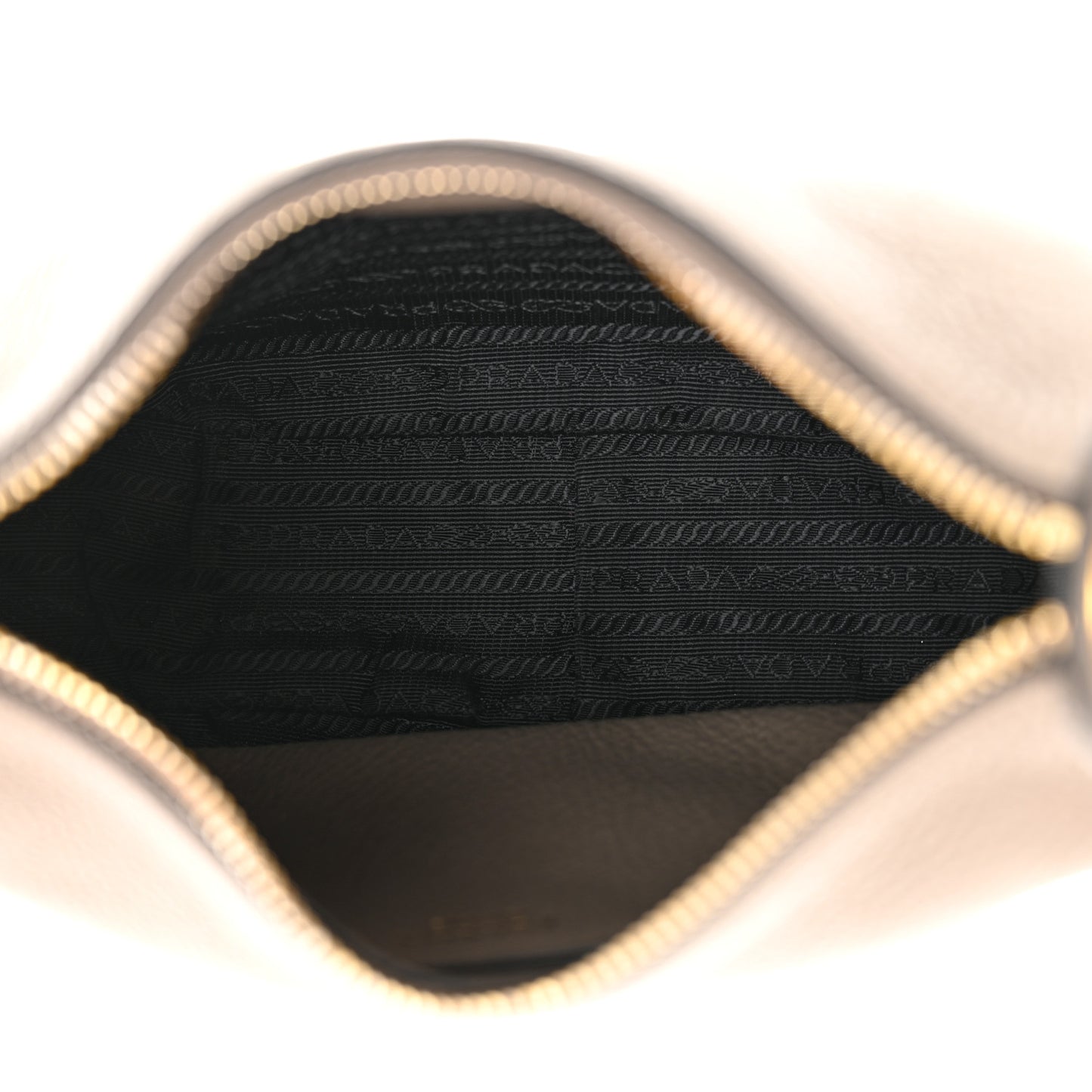 Vitello Phenix Zippered Messenger Hobo Argilla