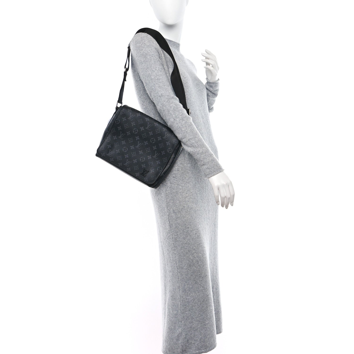 Louis Vuitton LOUIS VUITTON Monogram Eclipse District PM NM 2 of 10