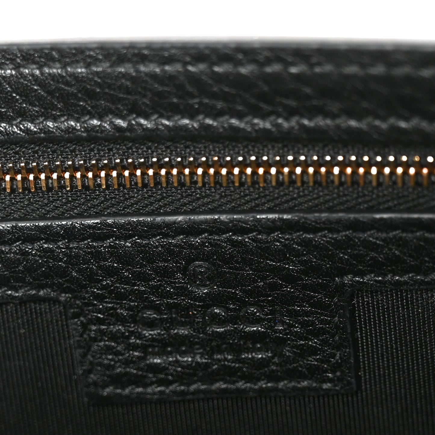 GG Grainy Calfskin Emblem Wallet On Chain Black