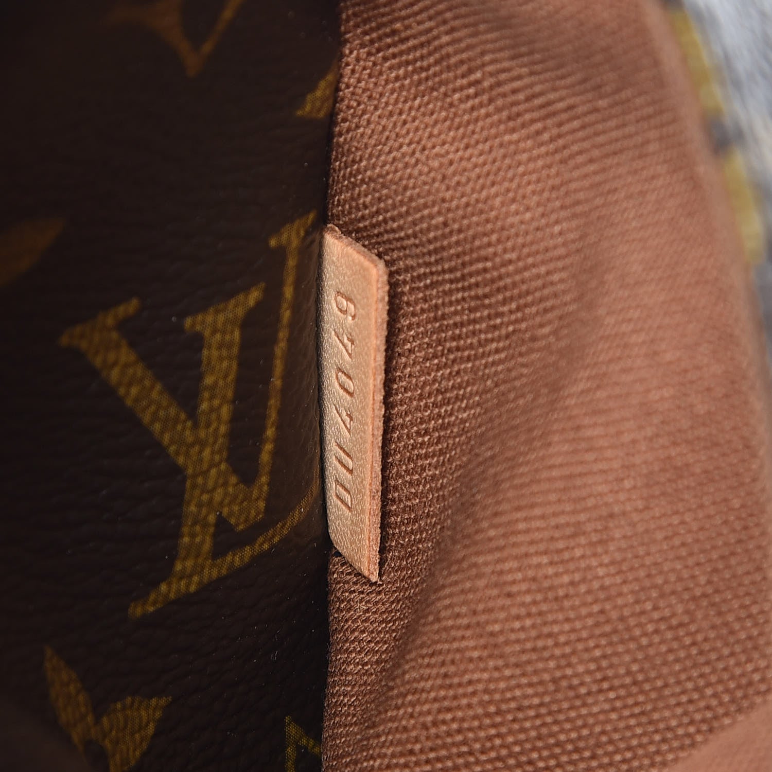 Louis Vuitton Monogram Totally PM 7 of 13