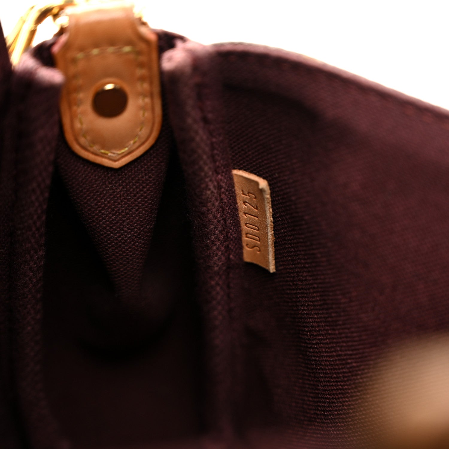 Louis Vuitton Monogram Favorite MM 7 of 10