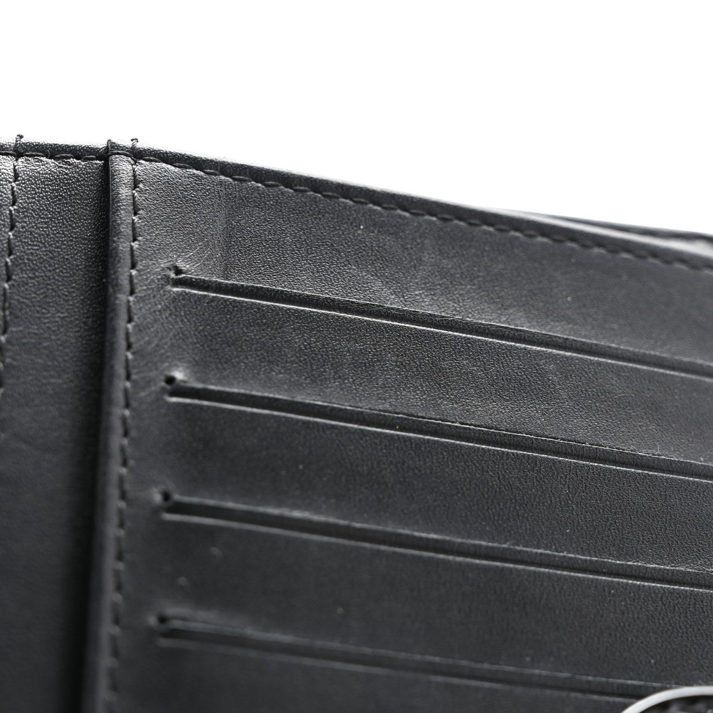 Patent Camellia Embossed Zipped Pocket Wallet Black