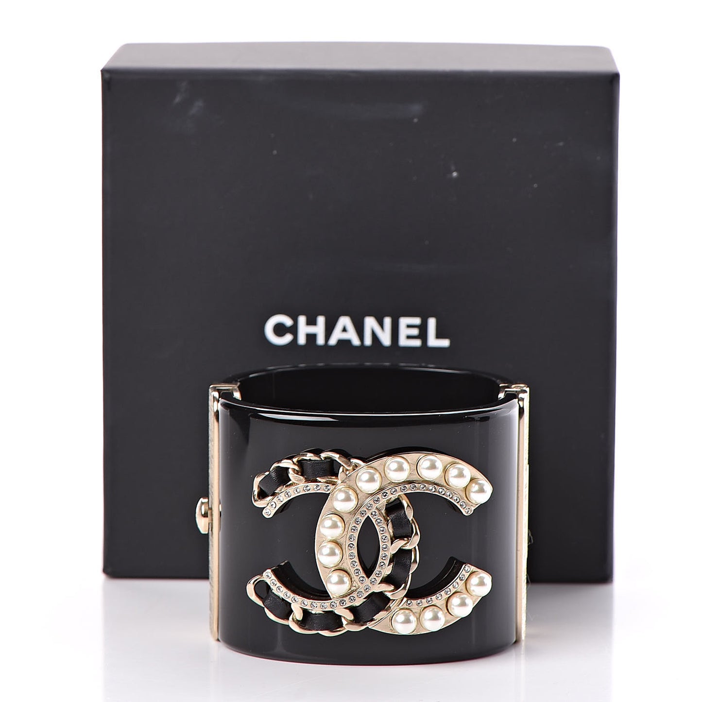 Resin Crystal Pearl Lambskin CC Cuff Black