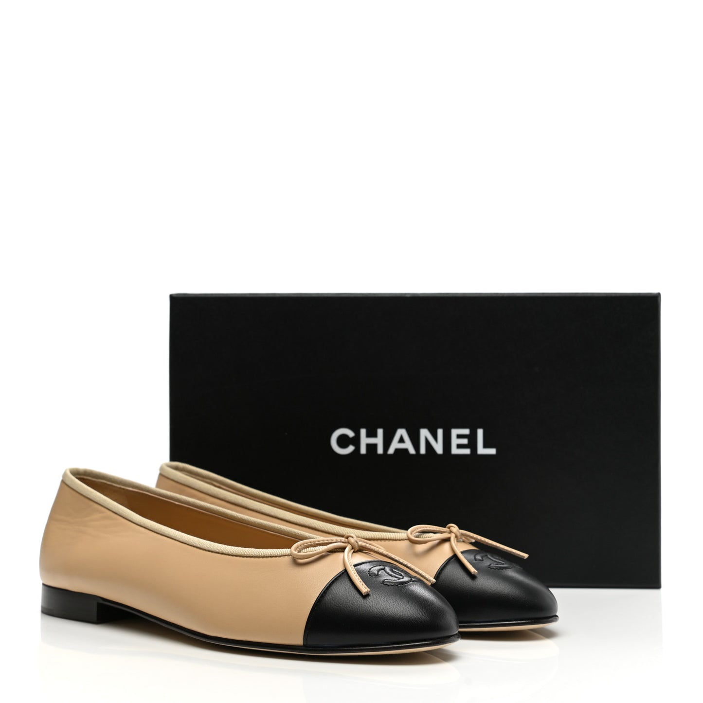Lambskin Cap Toe Ballerina Flats 40.5 Beige Black