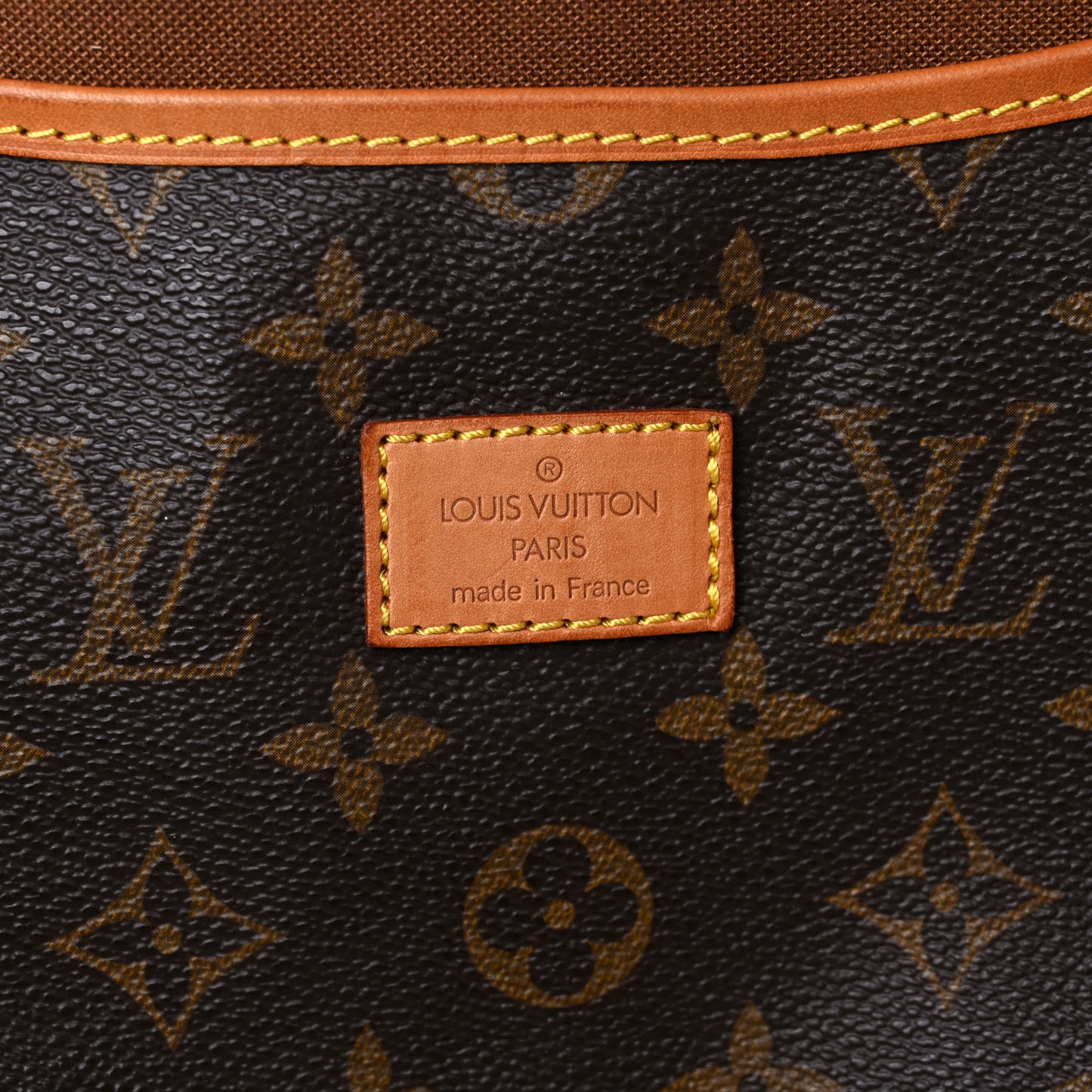 Monogram Saumur 35
