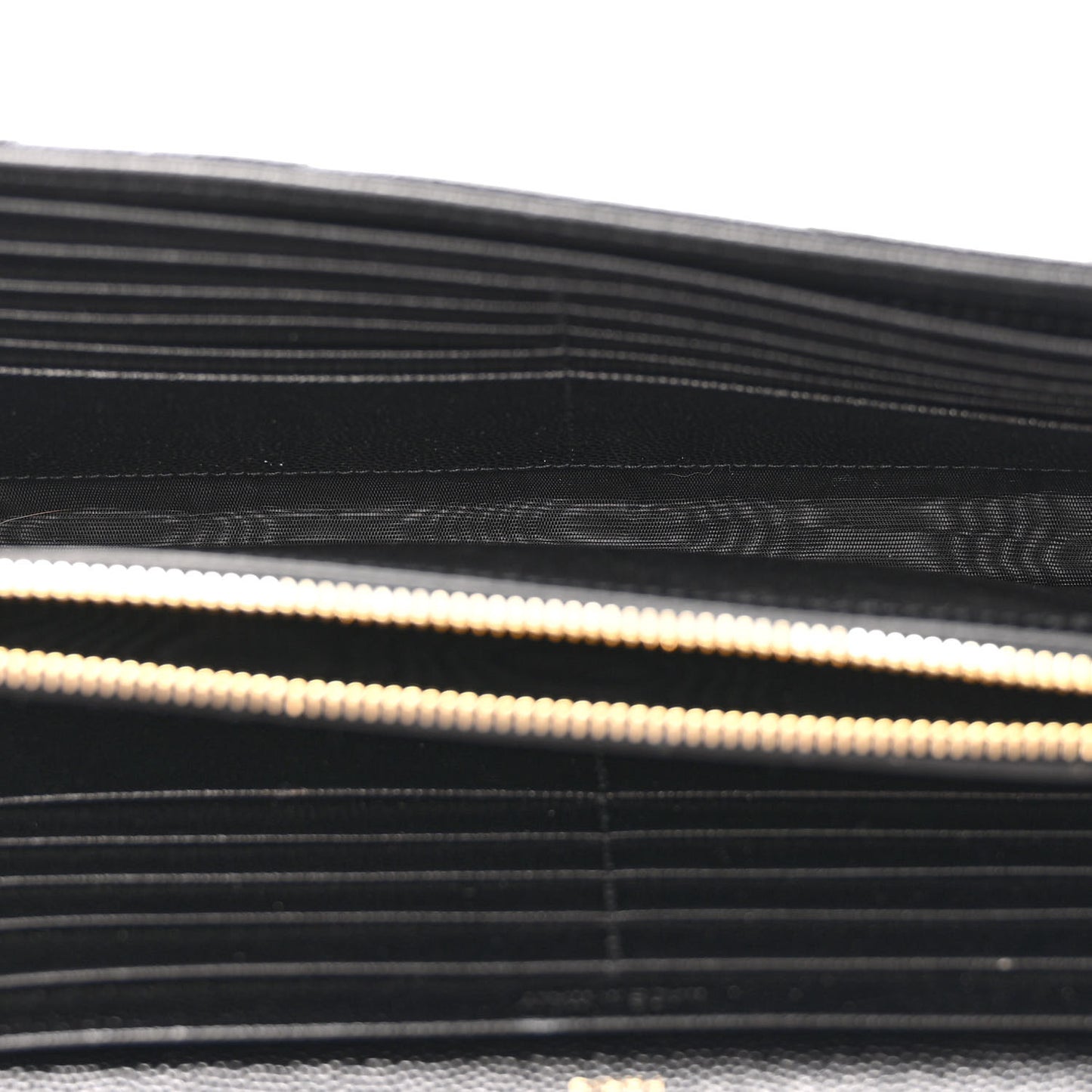 Grain De Poudre Matelasse Chevron Monogram Chain Wallet Black