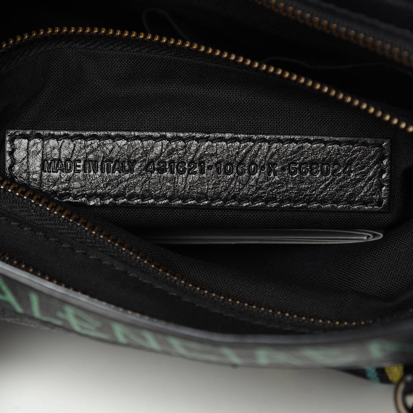 Agneau Graffiti All Over Classic Hardware S City Black Multicolor