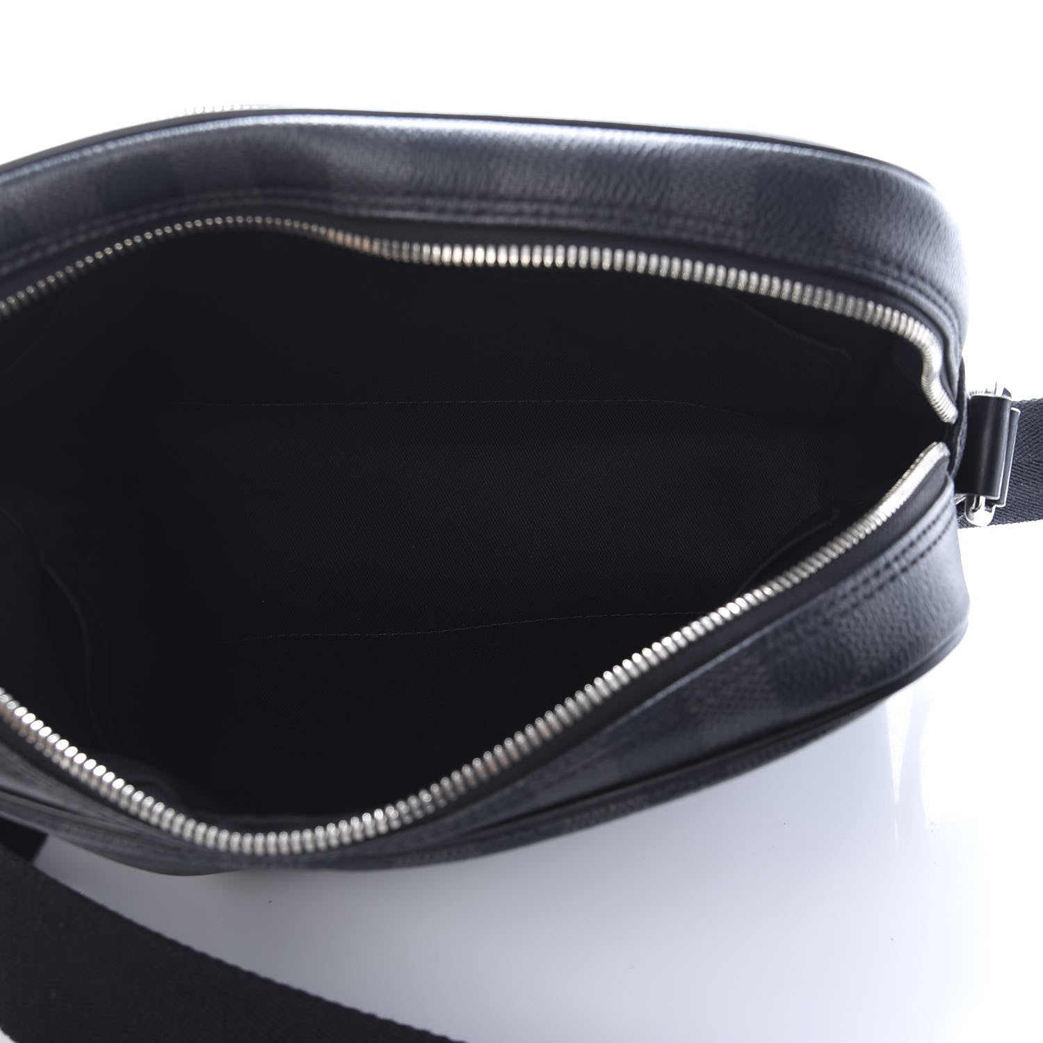 Louis Vuitton Damier Graphite Dayton Reporter PM 4 of 9