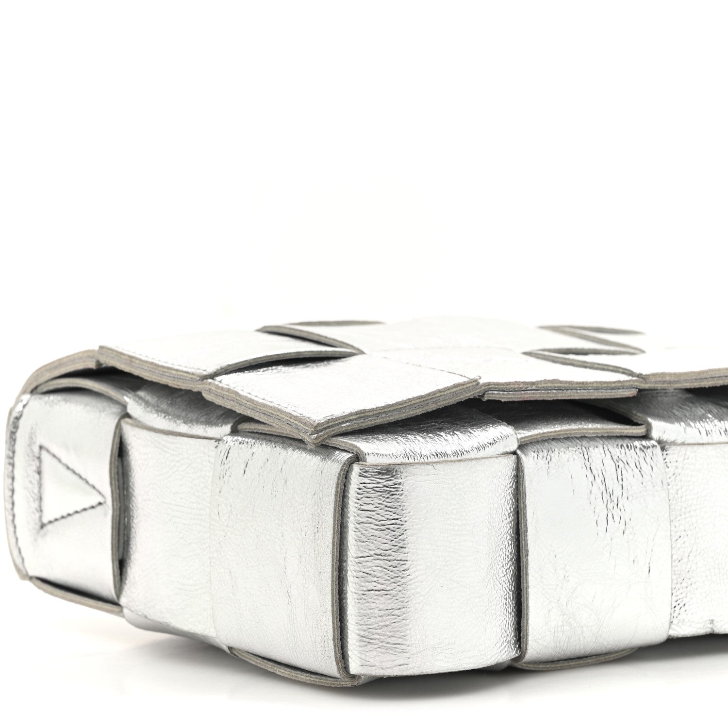 Bottega Veneta Metallic Lambskin Maxi Intrecciato Cassette Crossbody Bag Silver 24 of 31