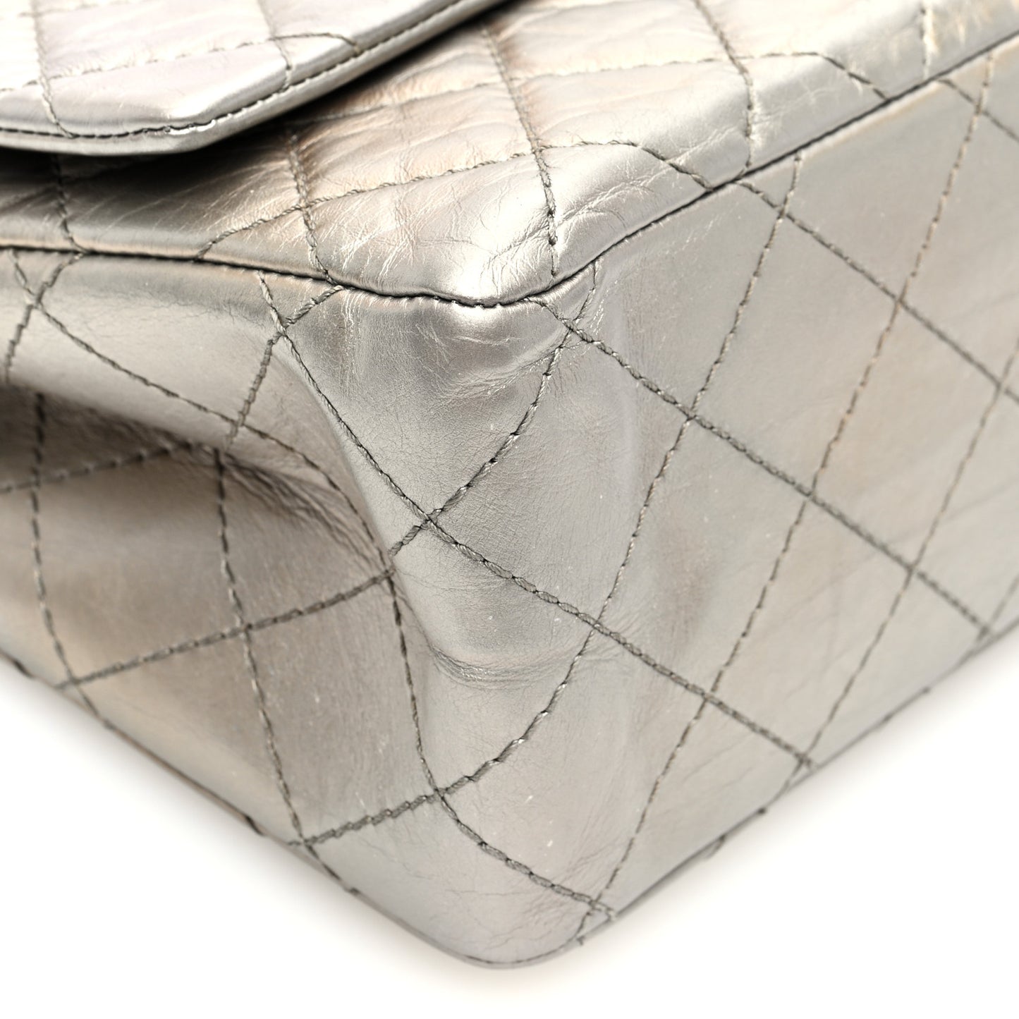 Metallic Aged Calfskin Quilted 2.55 Reissue 226 Flap Silver
