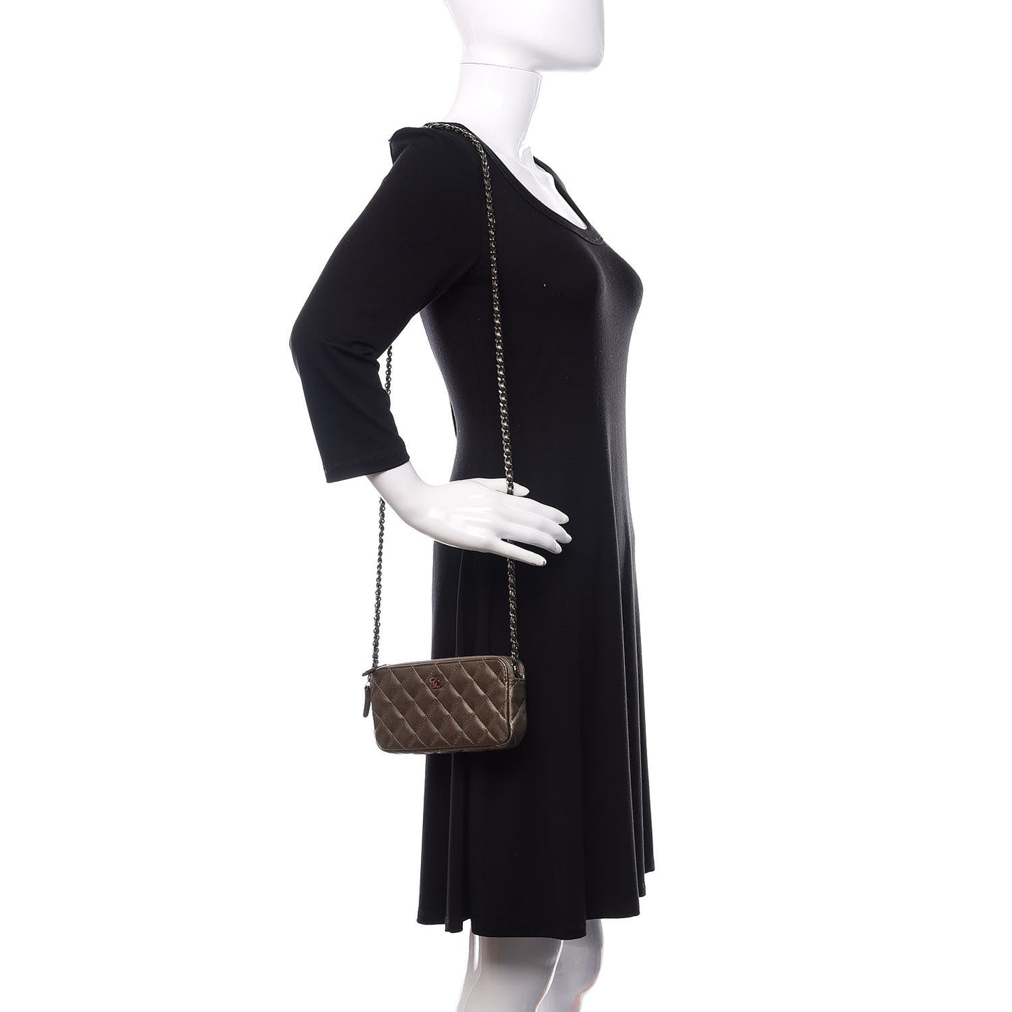 Metallic Caviar Quilted Small Clutch With Chain Gold