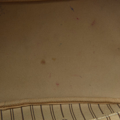Louis Vuitton Monogram Neverfull MM 9 of 14