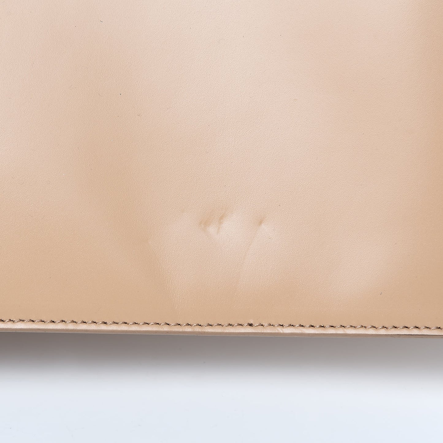 Calfskin Vienne Wave Mina 32 Bag Sable