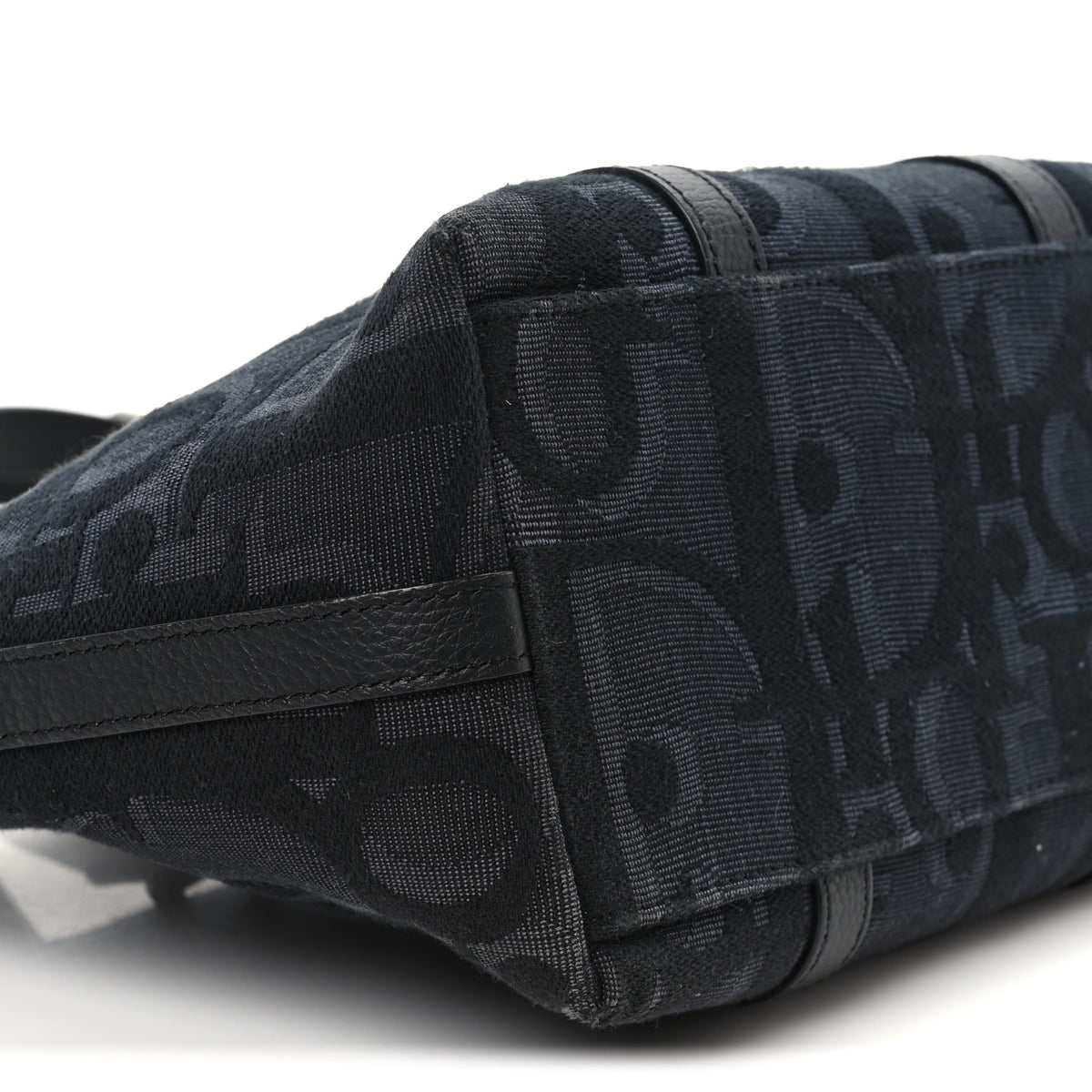 Maxi Oblique Jacquard Weekender 25 Black