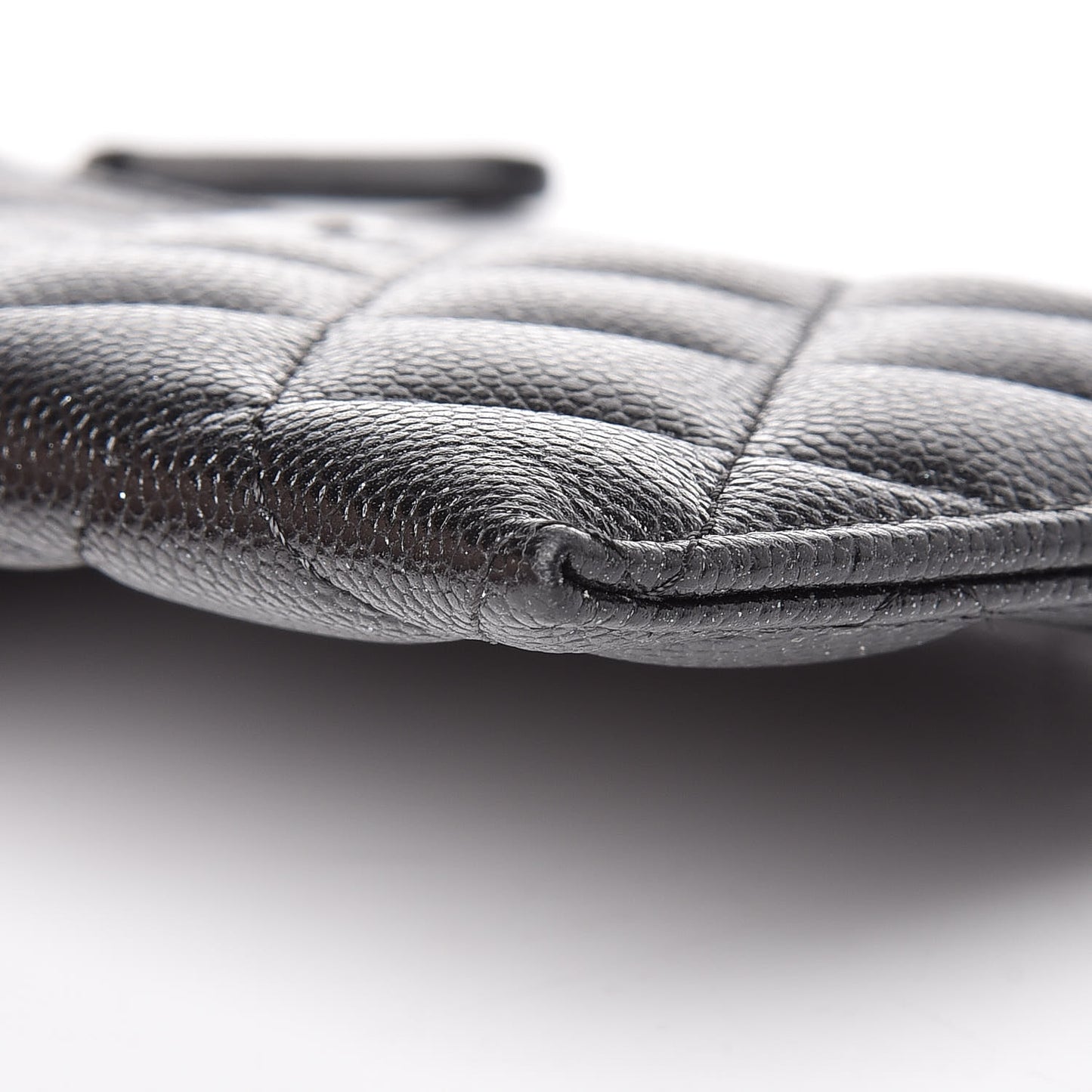 Iridescent Caviar Quilted Classic Zip Pouch Black