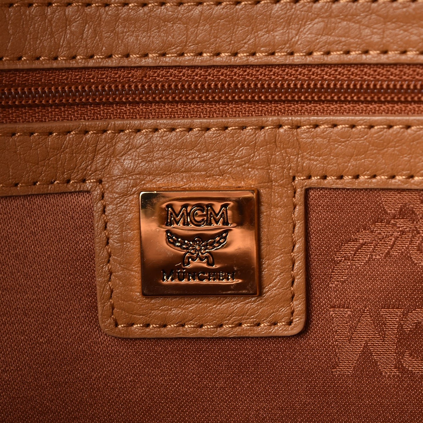 Visetos Crown Stud Medium Stark Backpack Cognac