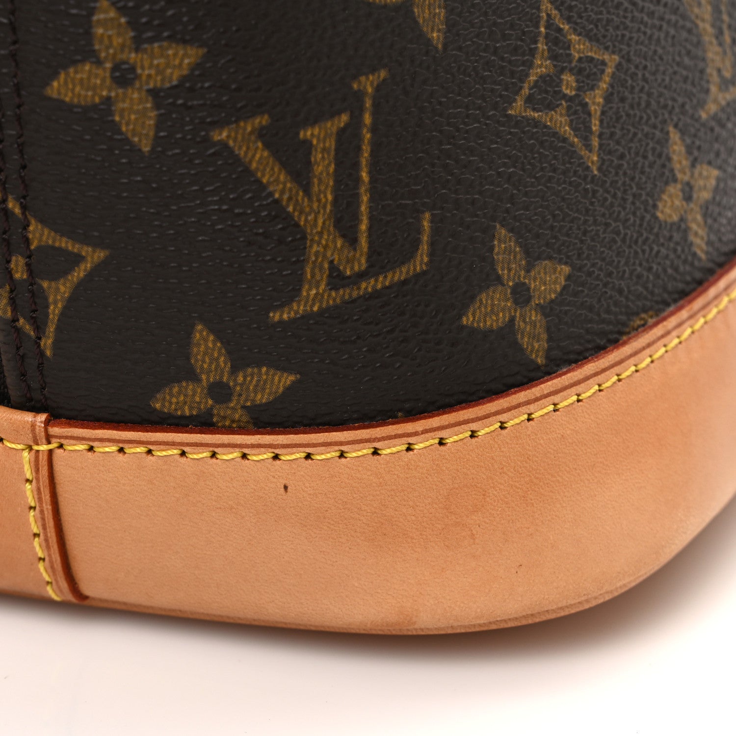 Louis Vuitton Monogram Alma MM 13 of 13