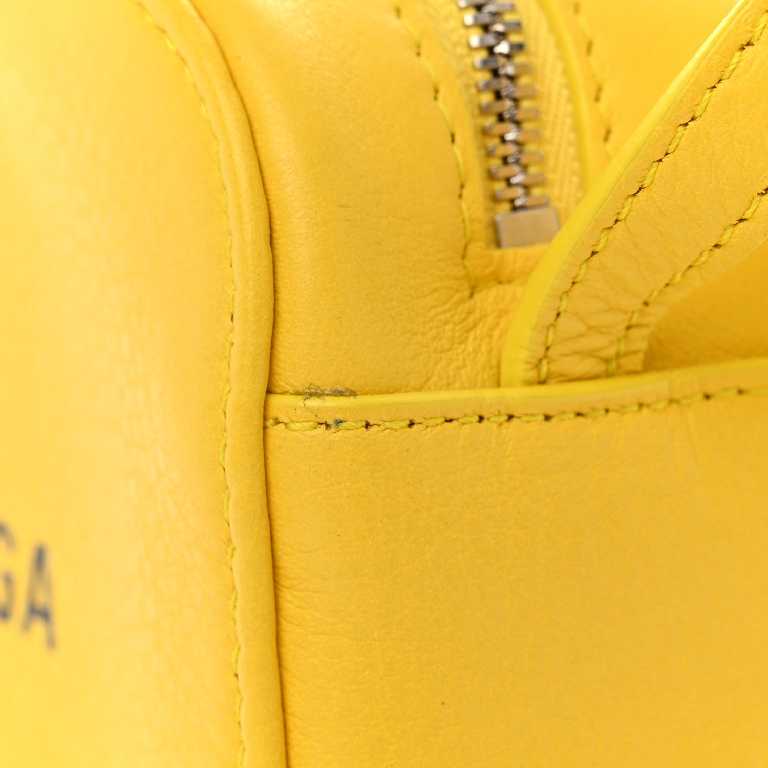 Balenciaga Smooth Calfskin Logo XS Everyday Camera Bag Jaune Soleil Black 11 of 12