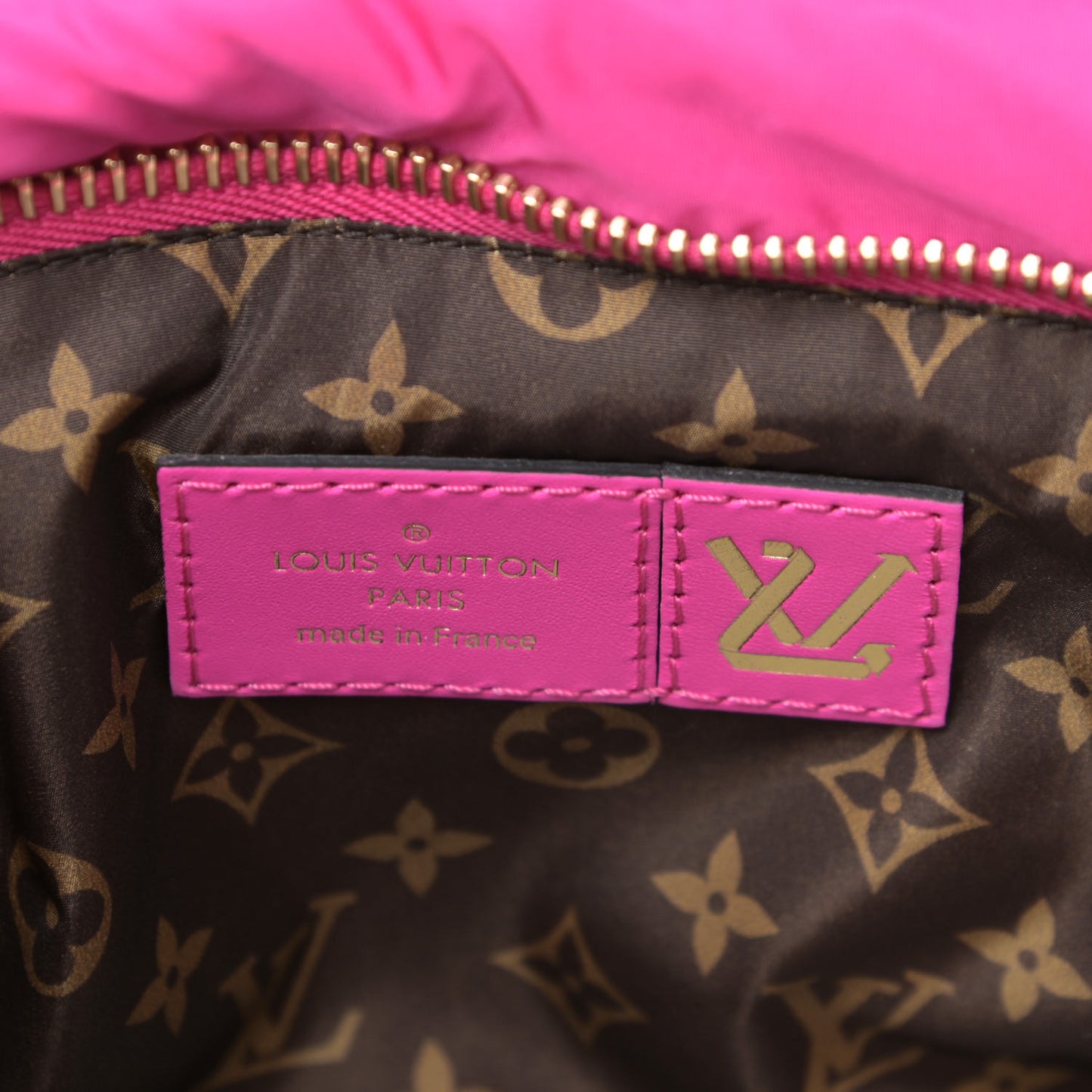 Econyl Monogram Pillow Maxi Multi Pochette Accessories Black Fuchsia