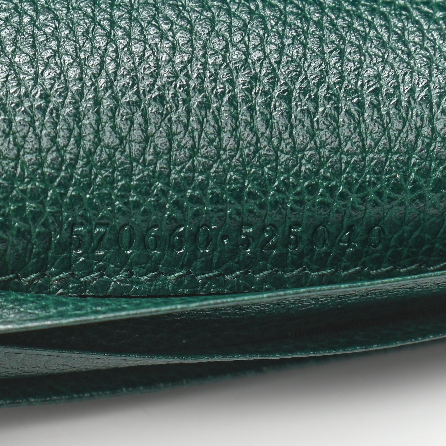 Grainy Calfskin Zumi Chain Card Case Wallet Vintage Green